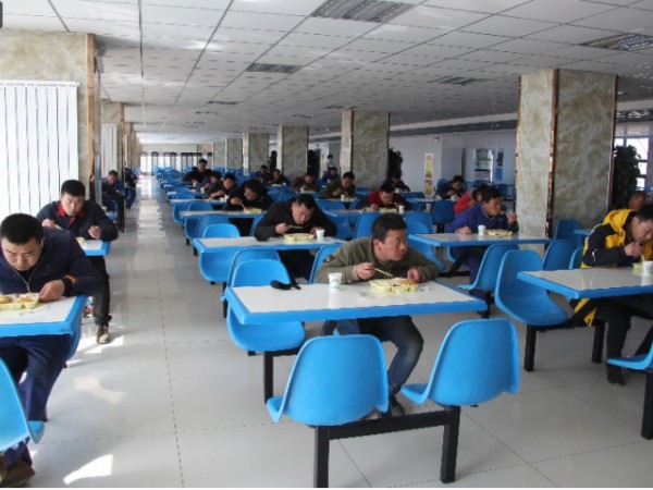 齊心協(xié)力戰(zhàn)疫情 復(fù)工復(fù)產(chǎn)抓安全