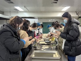 冬至餃子香，情深意更濃——新能源公司開(kāi)展冬至包餃子活動(dòng)