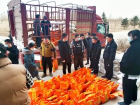 心系員工，喜迎春節(jié) 新能源公司為全體職工發(fā)放春節(jié)慰問品